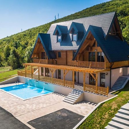 Hotel Wooden Houses Macola Korenica Zewnętrze zdjęcie