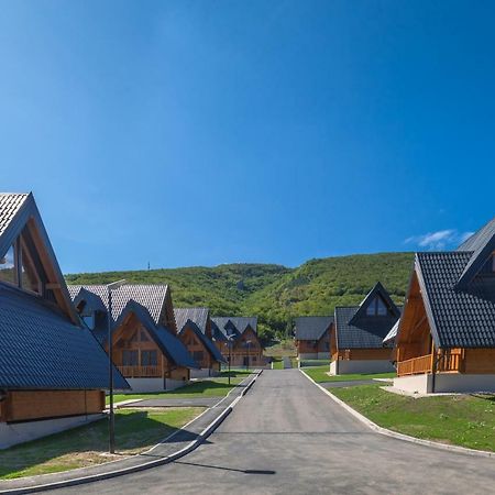 Hotel Wooden Houses Macola Korenica Zewnętrze zdjęcie