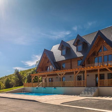 Hotel Wooden Houses Macola Korenica Zewnętrze zdjęcie