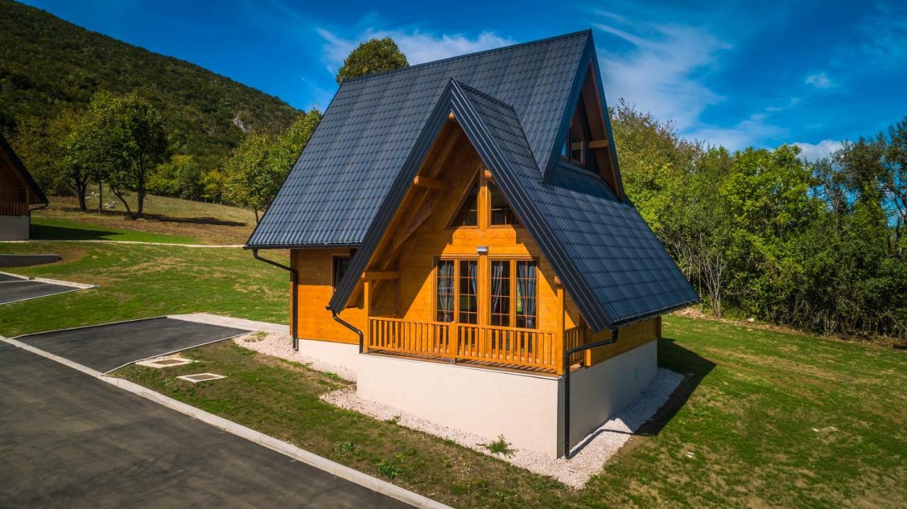 Hotel Wooden Houses Macola Korenica Zewnętrze zdjęcie