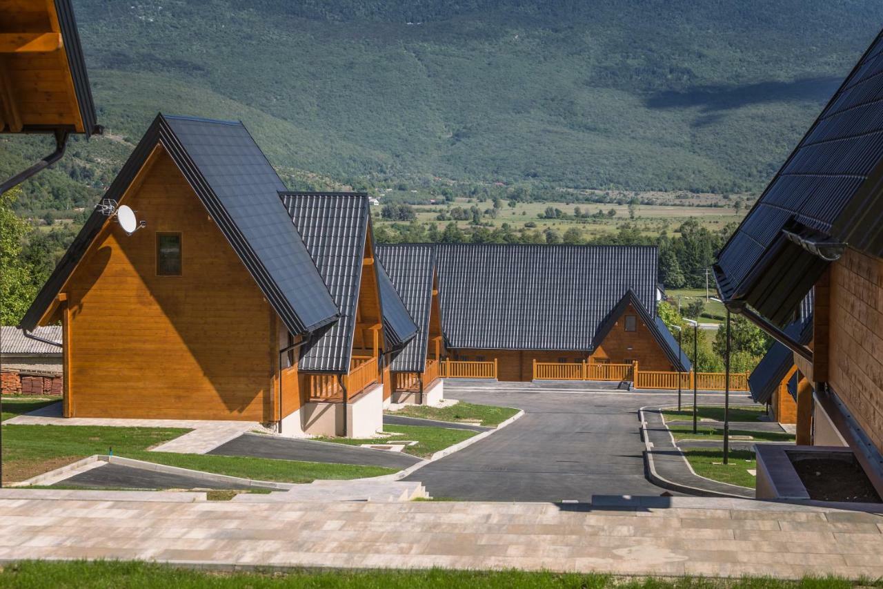 Hotel Wooden Houses Macola Korenica Zewnętrze zdjęcie