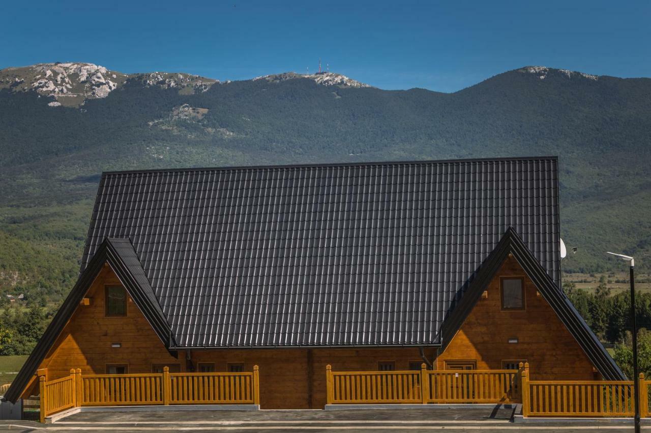 Hotel Wooden Houses Macola Korenica Zewnętrze zdjęcie